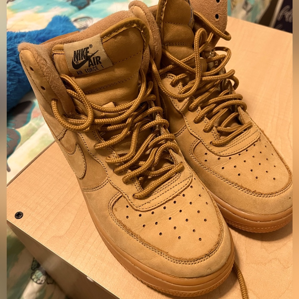 High top shoes